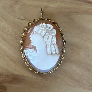 CAMEO BROOCH/NECKLACE